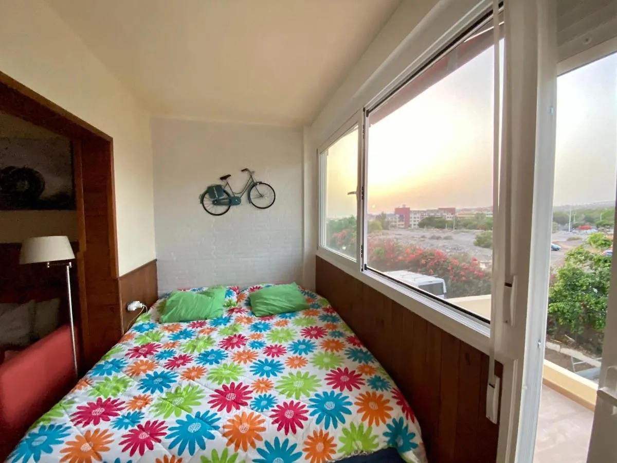 Loft Playa Torviscas,Garaje Gratis , Recien Reformado Costa Adeje (Tenerife)