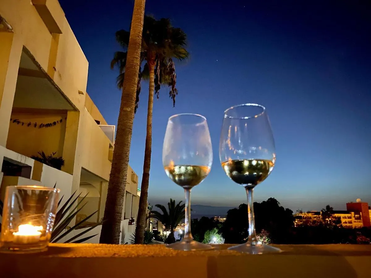 Loft Playa Torviscas,Garaje Gratis , Recien Reformado Appartamento Costa Adeje (Tenerife)